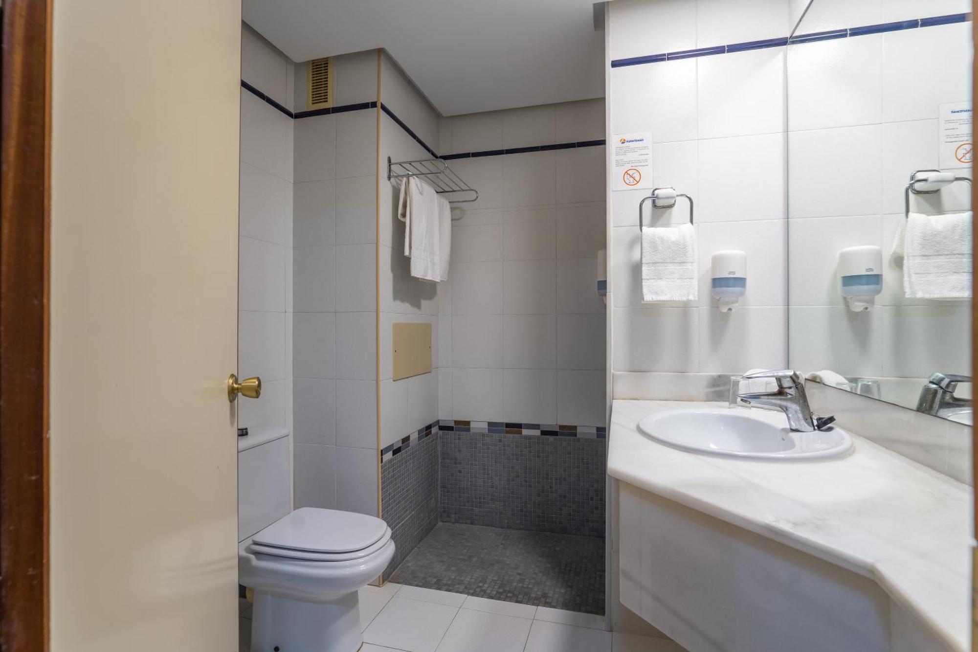 Superior Room,1553524462:JPEG